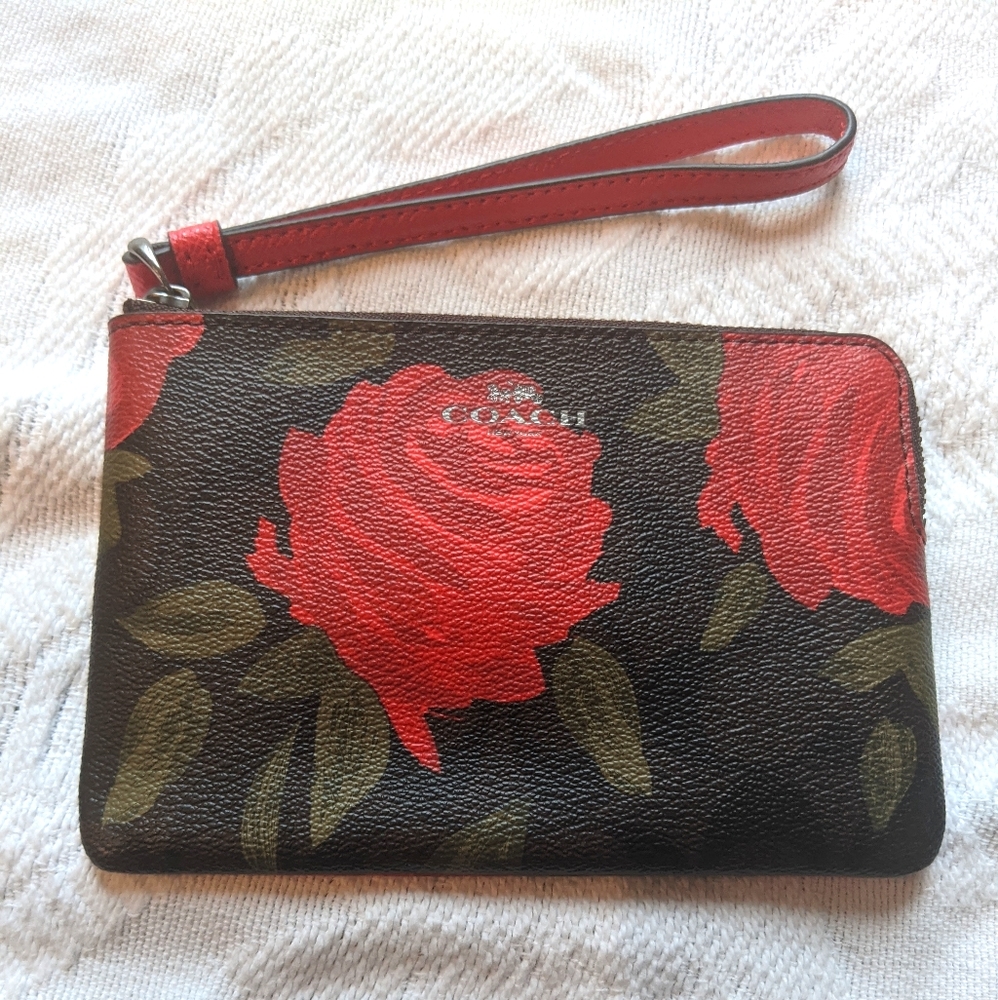 Coach Wristlet Red Rose